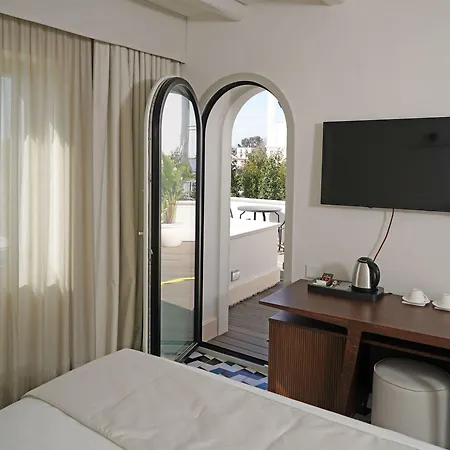 Hotel Dimora Dei Lari 3*