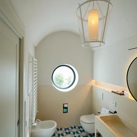 Hotel Dimora Dei Lari