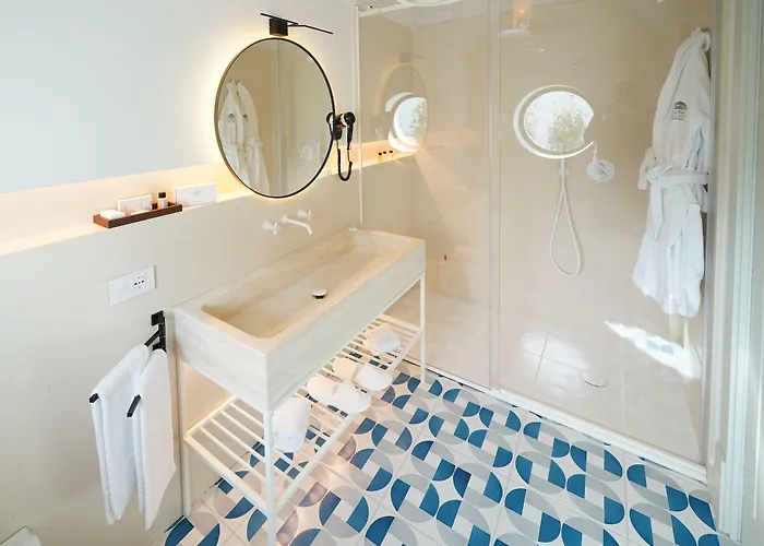 Dimora Dei Lari Отель