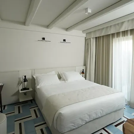 Hotel Dimora Dei Lari