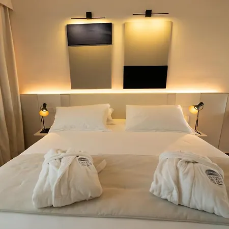 Hotel Dimora Dei Lari Bacoli