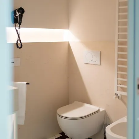Hotel Dimora Dei Lari