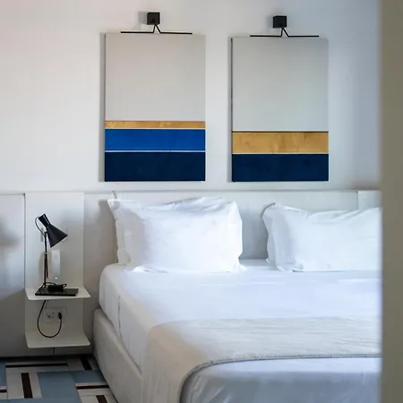Hotel Dimora Dei Lari *