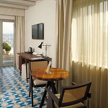 Hotel Dimora Dei Lari